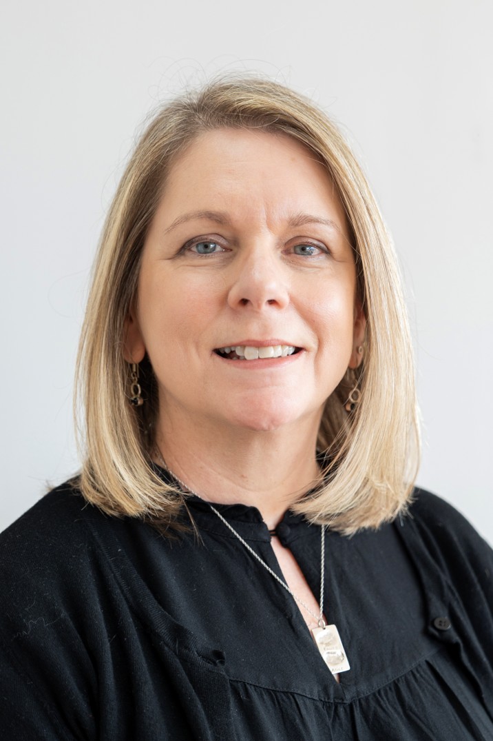Photograph of Erica Evans 